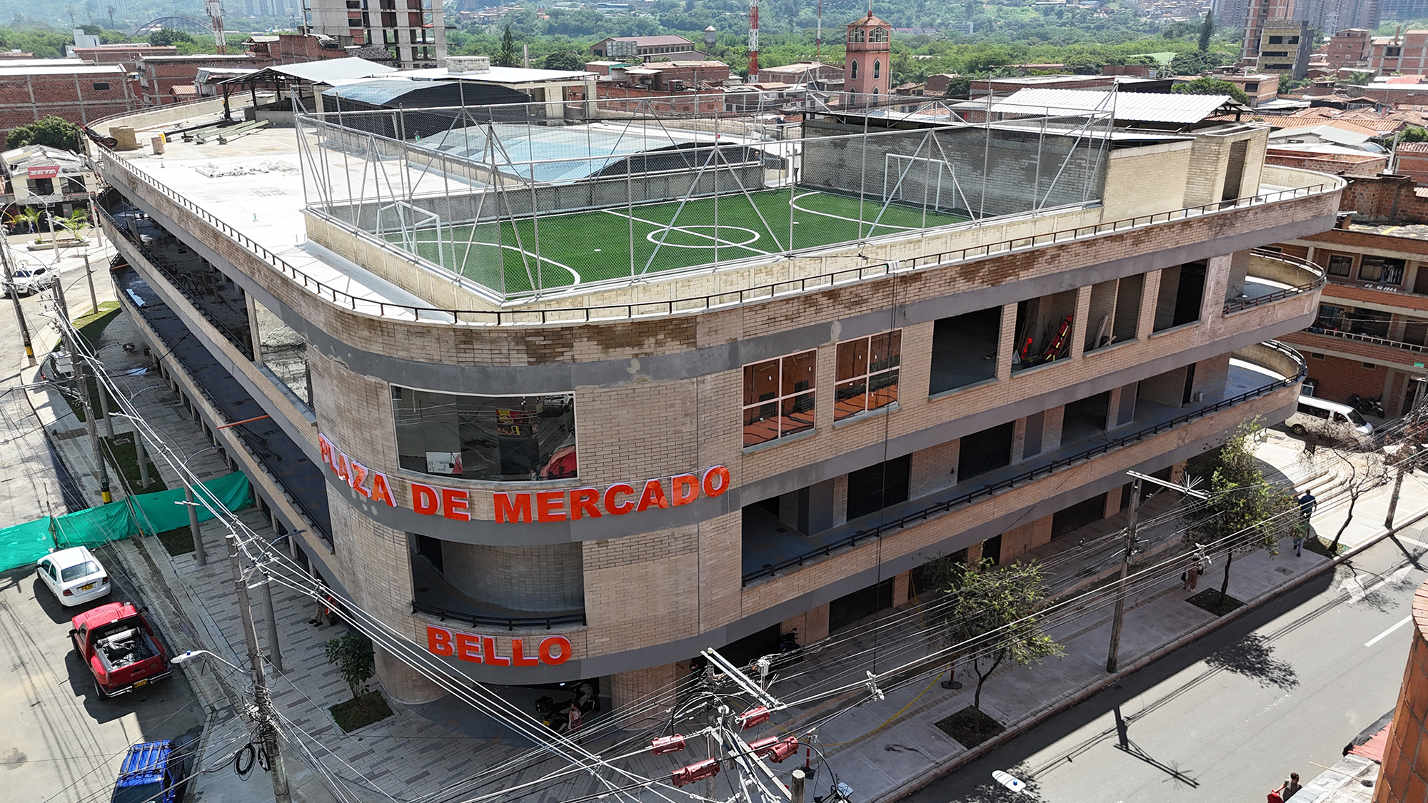 La Plaza de Mercado de Bello se prepara para recibir a sus comerciantes